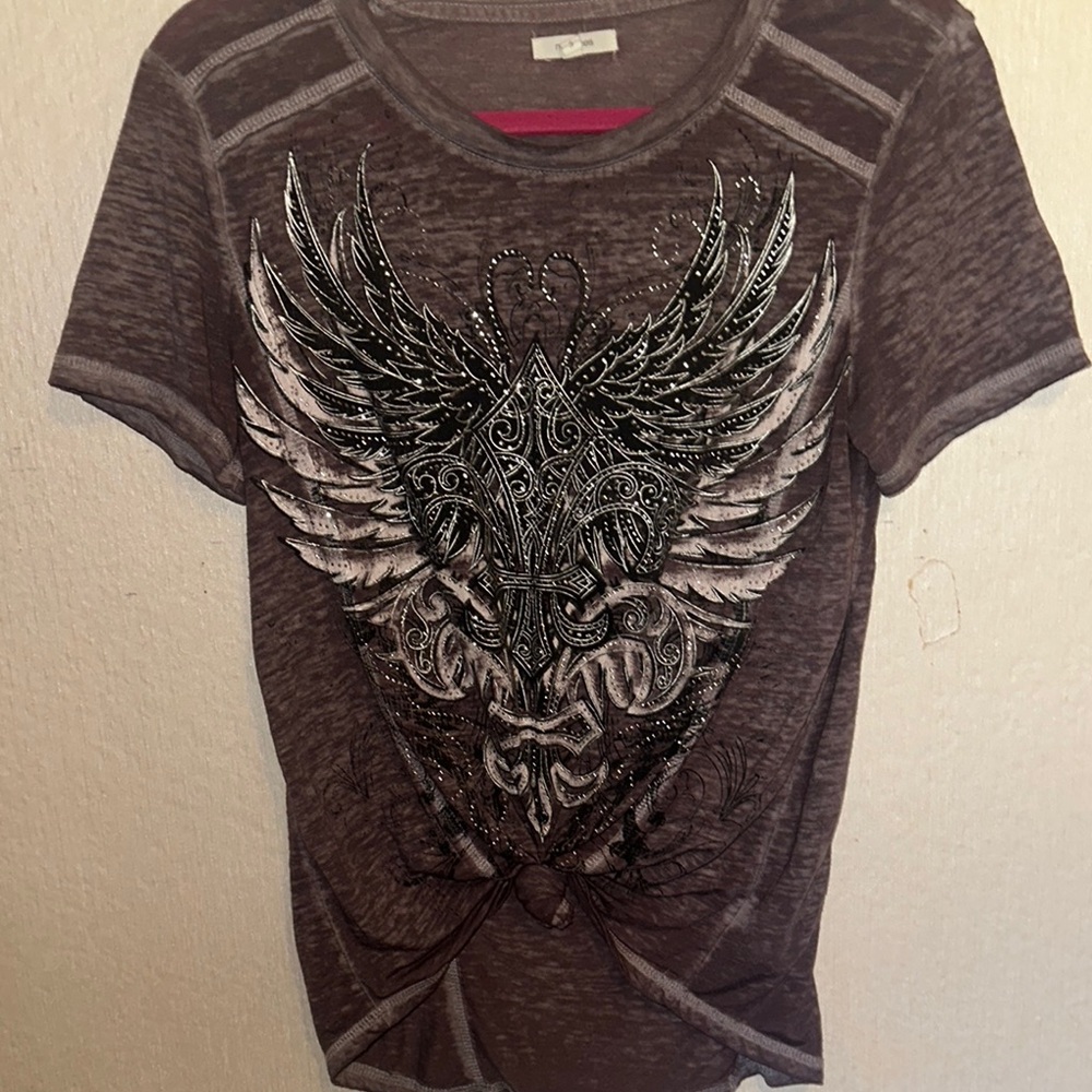 Brown/Purple Graphic Tee with Wing Design